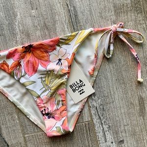 🔥🔥BILLABONG - TROPIC LUV BIKINI BOTTOMS🔥🔥
